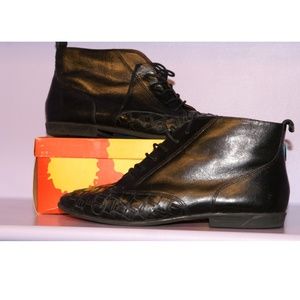 Arpeggios Black Leather Weave Boots Size 8.5